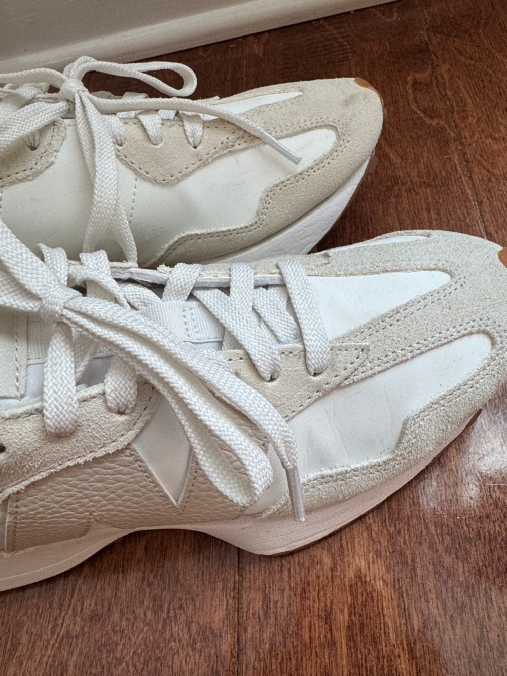 New Balance Neutral Beige Suede - Picture 4 of 4